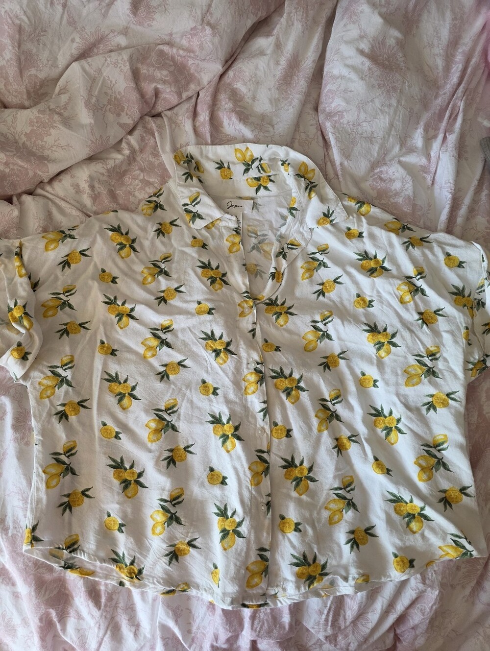 Lemon Short Sleeve Button Down Shirt